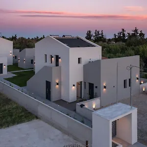 Ξενοδοχείο με διαμερίσματα Theasea Luxury - Kallikrateia Halkidiki, Nea Kallikrateia